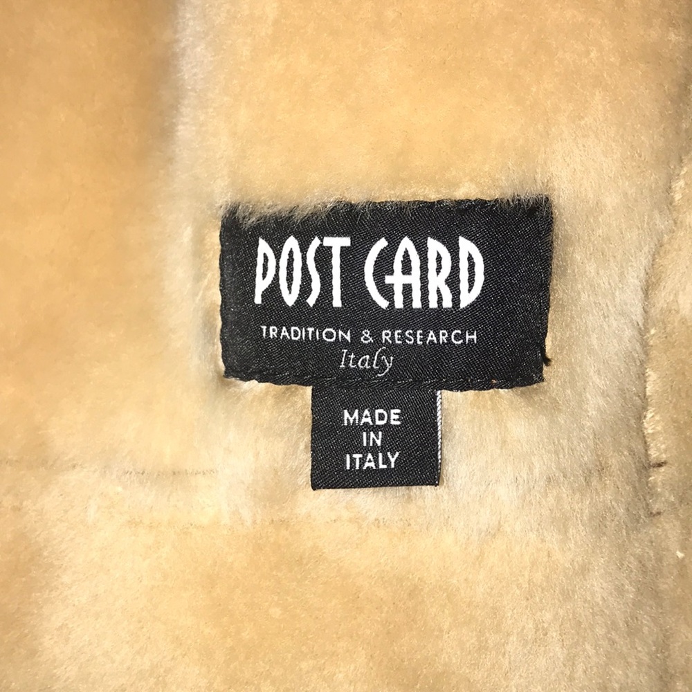 Luxurious Italian Sheepskin Fur Coat - Picture 6 of 9